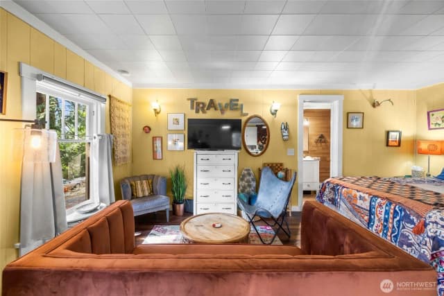 Property photo for 16763 Chilberg Avenue, La Conner photo 4