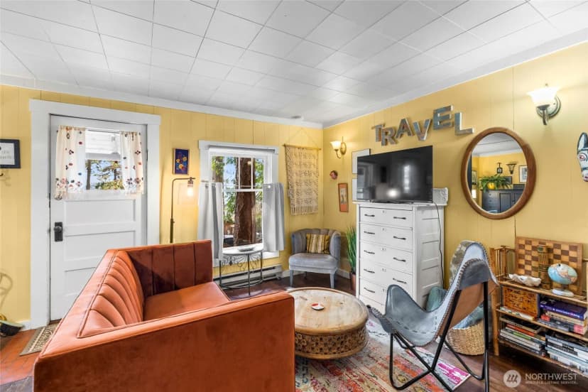 Property photo for 16763 Chilberg Avenue, La Conner photo 3