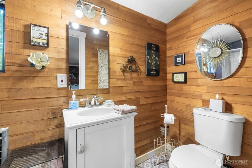 Property photo for 16763 Chilberg Avenue, La Conner photo 9
