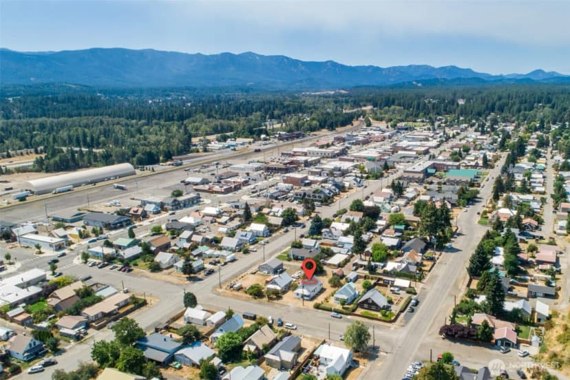 Property photo for 309 Peoh Avenue, Cle Elum photo 7