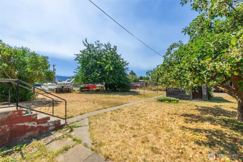 Property photo for 309 Peoh Avenue, Cle Elum photo 30