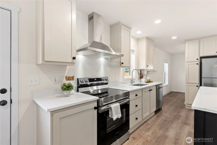 Property photo for 18495 Se Covington Sawyer Road, Kent photo 15