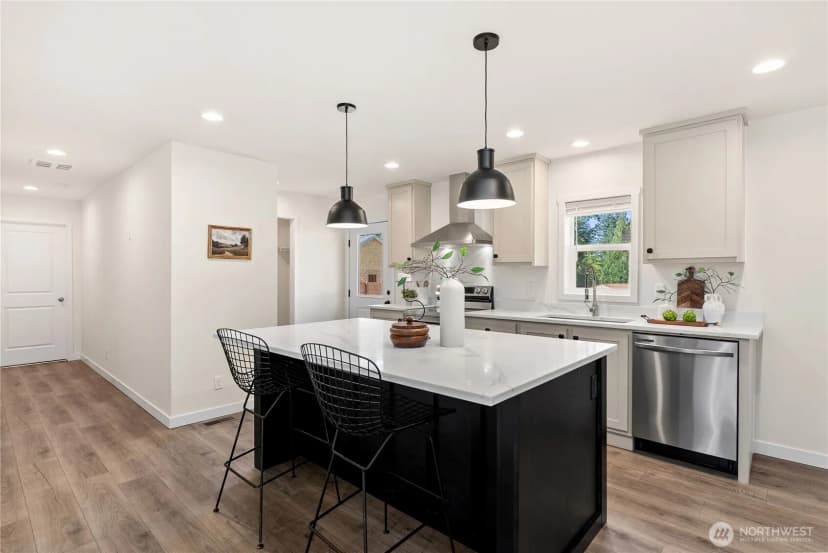 Property photo for 18495 Se Covington Sawyer Road, Kent photo 17