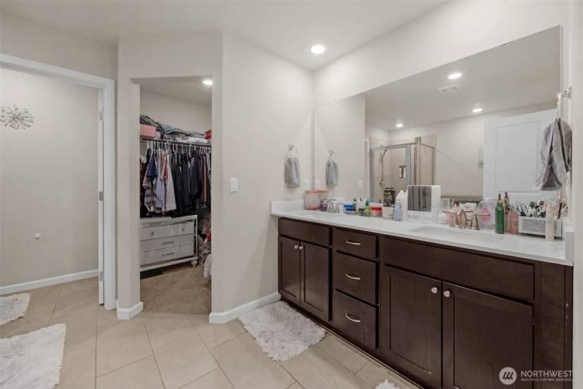 Property photo for 5733 86th Drive Ne, Marysville photo 17