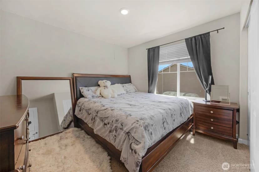 Property photo for 5733 86th Drive Ne, Marysville photo 19