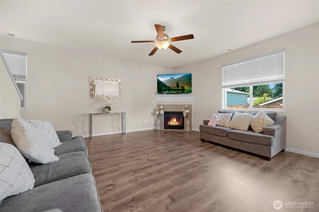 Property photo for 5733 86th Drive Ne, Marysville photo 5