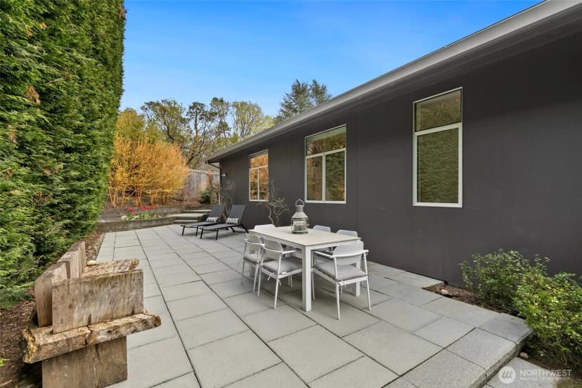 Property photo for 1549 Magnolia Way W, Seattle photo 33