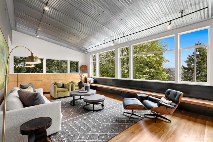 Property photo for 1549 Magnolia Way W, Seattle photo 6