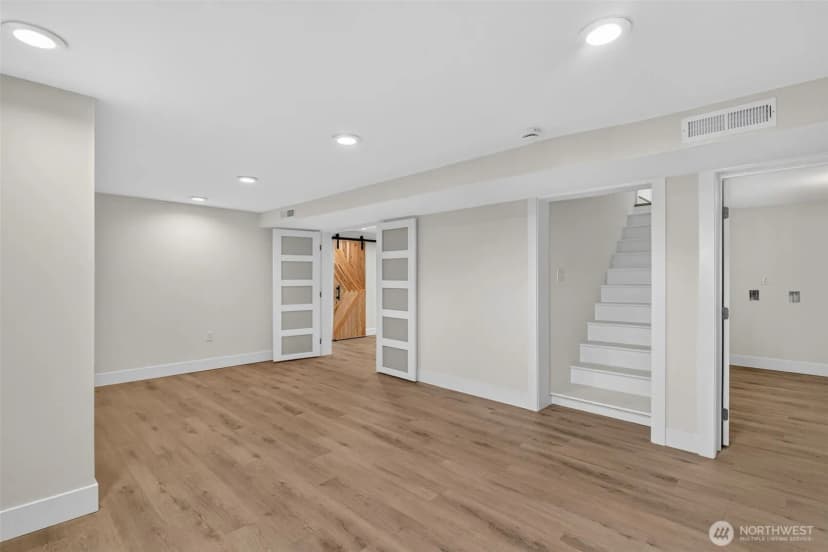 Property photo for 2819 Louise Avenue W, University Place photo 30