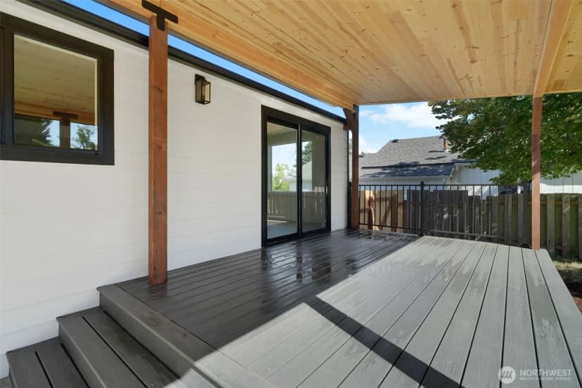 Property photo for 2819 Louise Avenue W, University Place photo 23