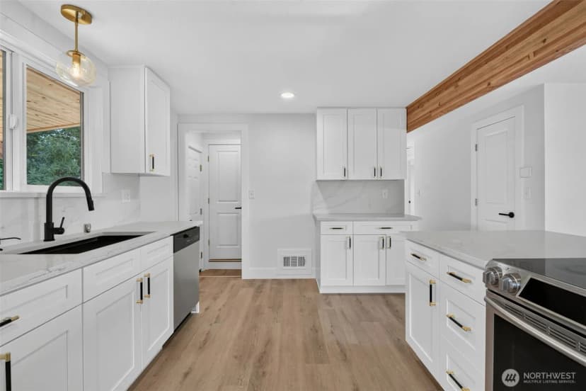 Property photo for 2819 Louise Avenue W, University Place photo 35