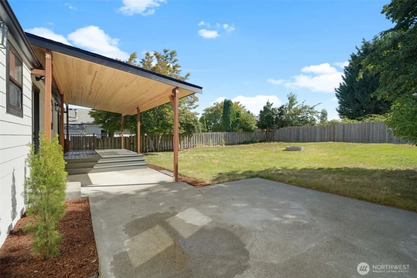 Property photo for 2819 Louise Avenue W, University Place photo 21