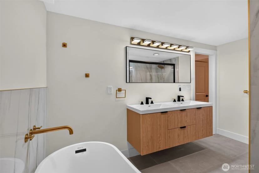 Property photo for 2819 Louise Avenue W, University Place photo 11
