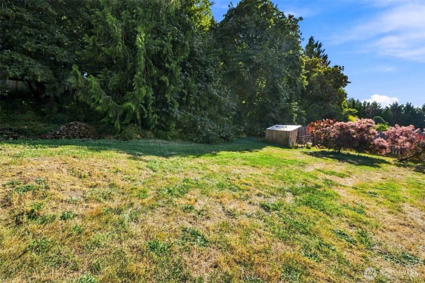 Property photo for 914 288th Street Ct E, Roy photo 21