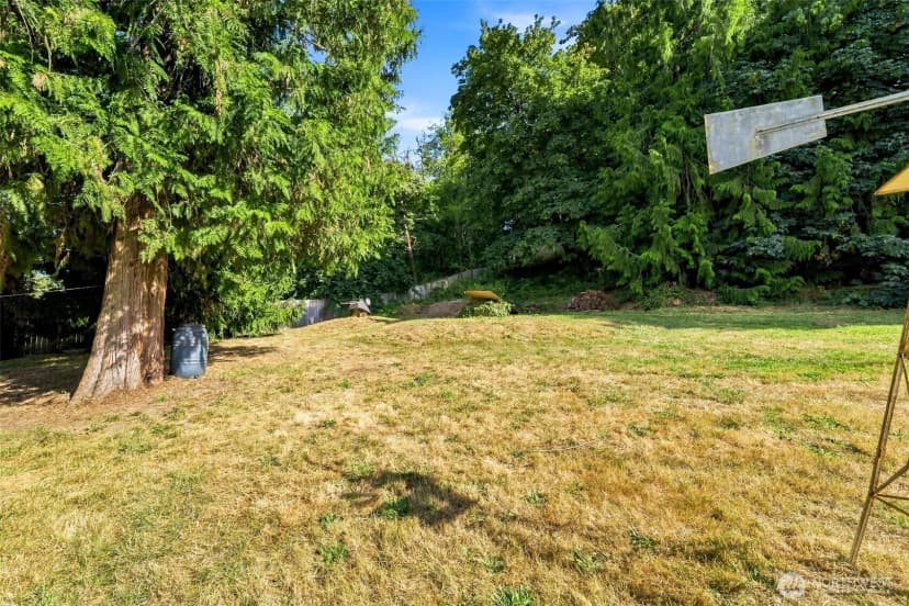 Property photo for 914 288th Street Ct E, Roy photo 19