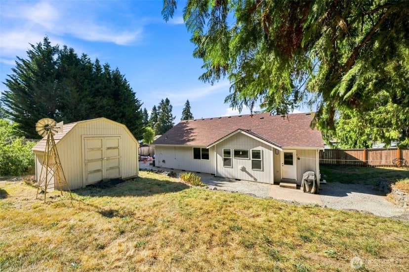 Property photo for 914 288th Street Ct E, Roy photo 20
