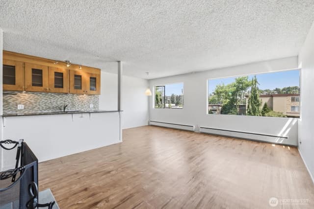 Property photo for 2657 Thorndyke Avenue W, Seattle photo 5