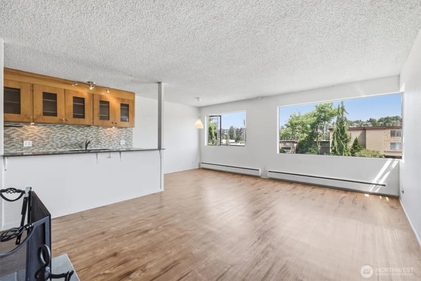 Property photo for 2657 Thorndyke Avenue W, Seattle photo 5