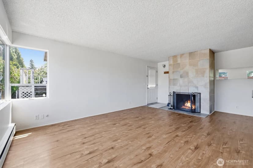 Property photo for 2657 Thorndyke Avenue W, Seattle photo 7