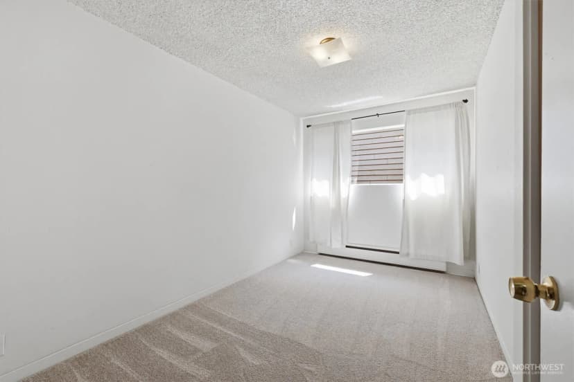 Property photo for 2657 Thorndyke Avenue W, Seattle photo 12