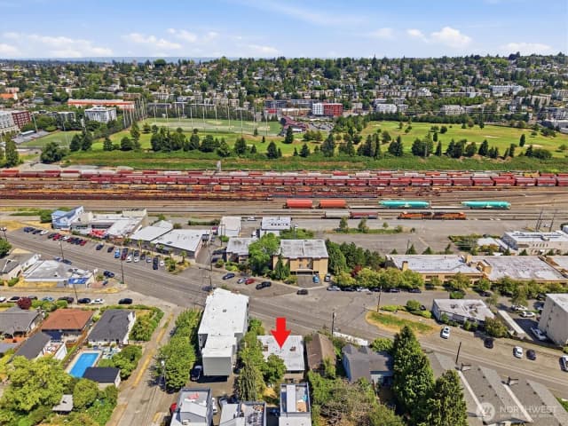 Property photo for 2657 Thorndyke Avenue W, Seattle photo 3