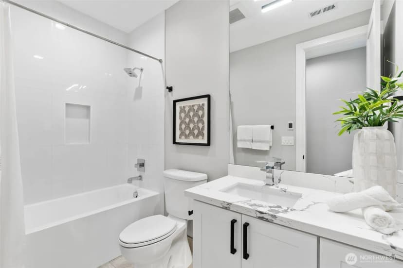 Property photo for 12608 Ne 30th Street, Bellevue photo 35