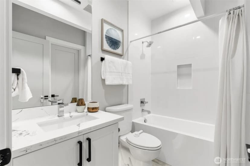 Property photo for 12608 Ne 30th Street, Bellevue photo 31