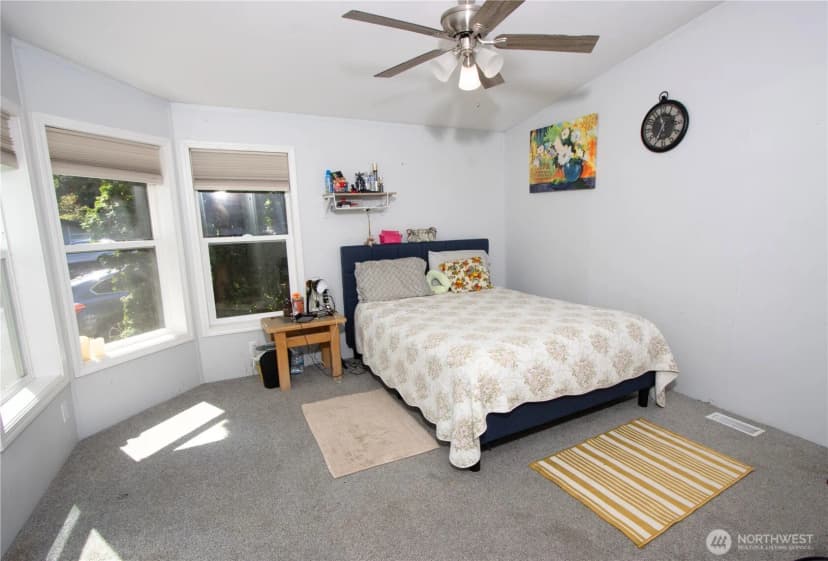 Property photo for 9065 Steele Creek Loop Ne, Bremerton photo 12