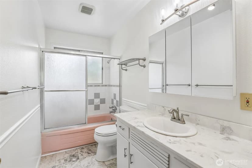 Property photo for 31 Cedar Gates Road, Longview photo 17