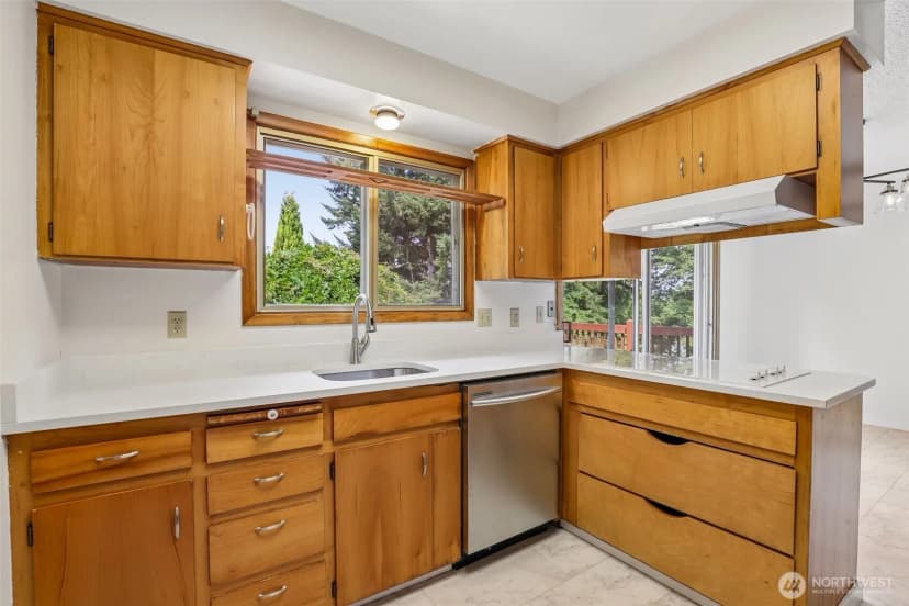 Property photo for 31 Cedar Gates Road, Longview photo 10