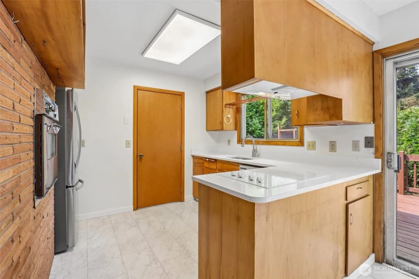 Property photo for 31 Cedar Gates Road, Longview photo 9
