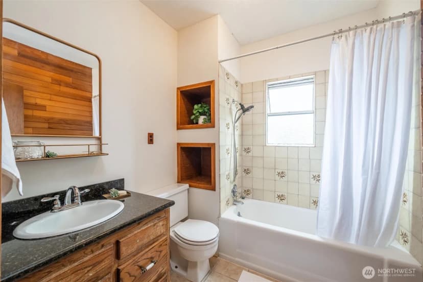 Property photo for 607 Warren Avenue, Everett photo 26