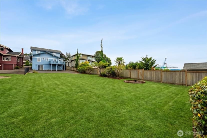Property photo for 607 Warren Avenue, Everett photo 39