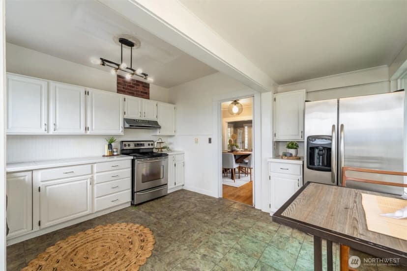 Property photo for 607 Warren Avenue, Everett photo 19