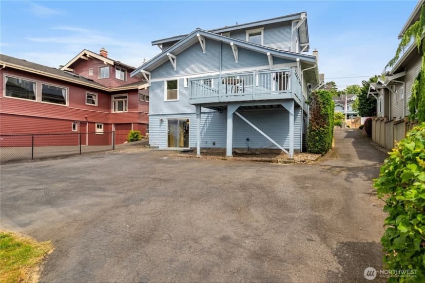 Property photo for 607 Warren Avenue, Everett photo 35
