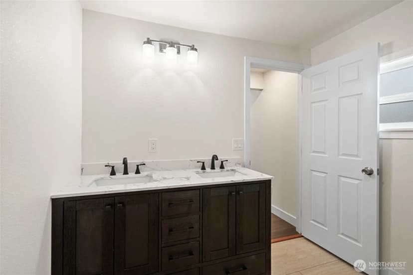 Property photo for 218 E King St, Aberdeen photo 23