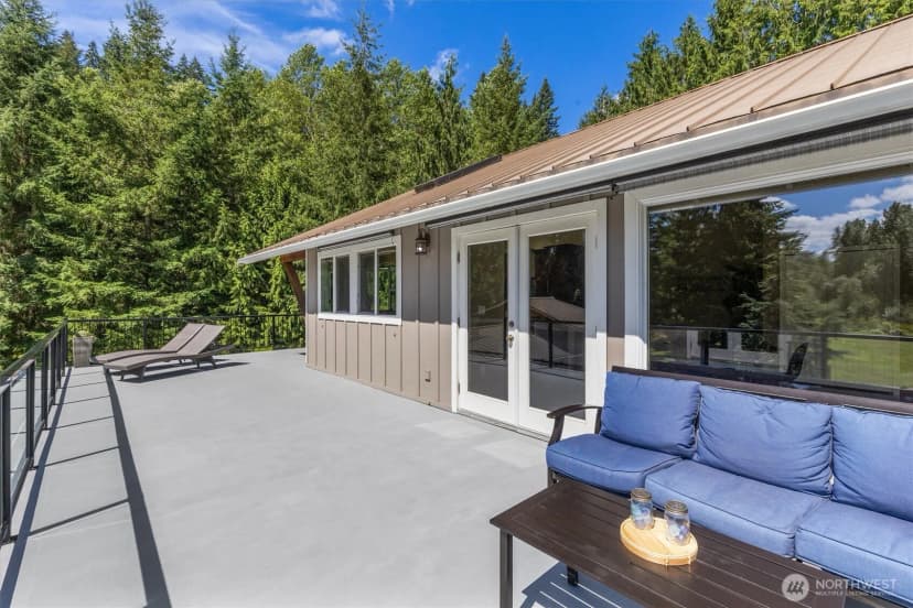 Property photo for 2109 Russell Road, Snohomish photo 28