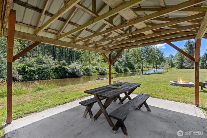 Property photo for 2109 Russell Road, Snohomish photo 37