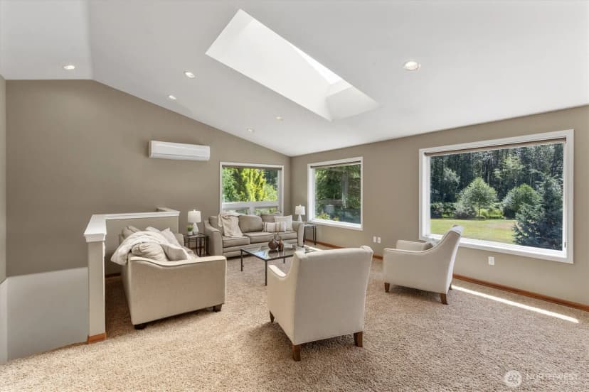 Property photo for 2109 Russell Road, Snohomish photo 18