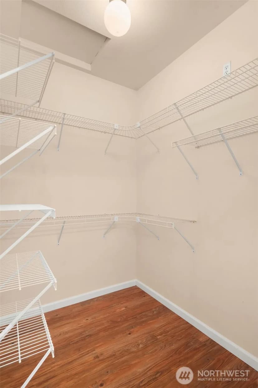 Property photo for 7117 87th Avenue Court Sw, Lakewood photo 18