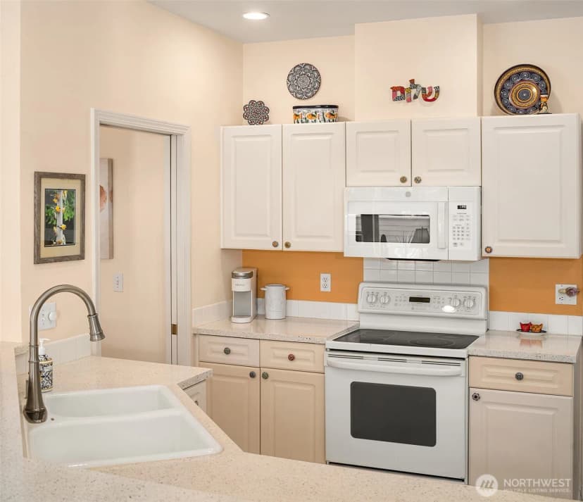 Property photo for 7117 87th Avenue Court Sw, Lakewood photo 11