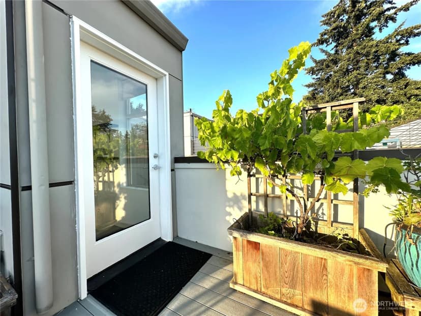 Property photo for 3638 Courtland Place S #b, Seattle photo 23