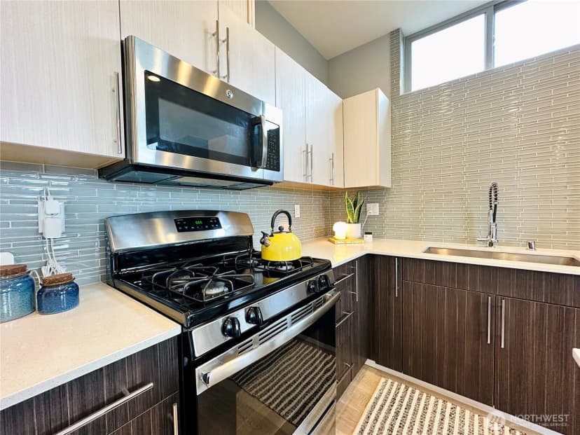 Property photo for 3638 Courtland Place S #b, Seattle photo 7