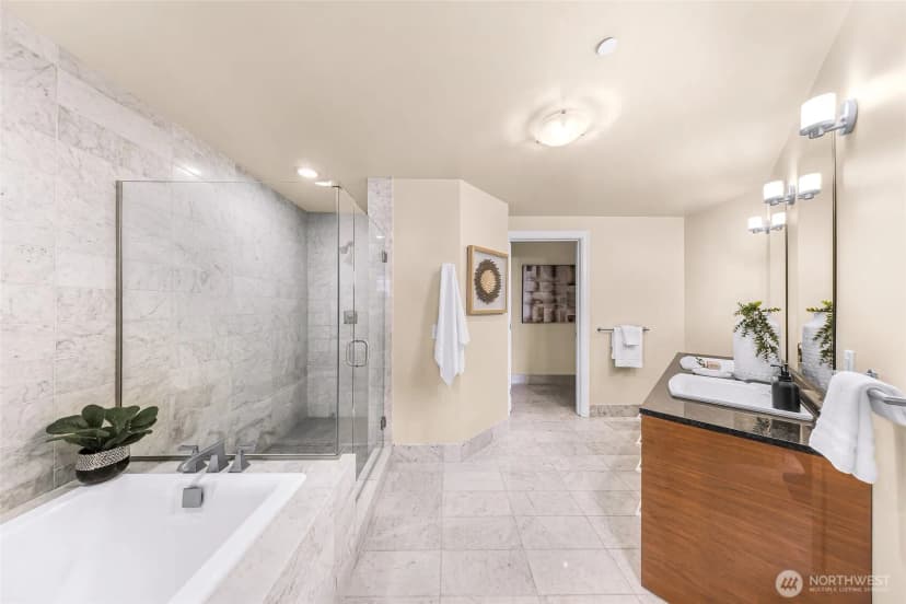 Property photo for 1920 4th Avenue #2605, Seattle photo 17