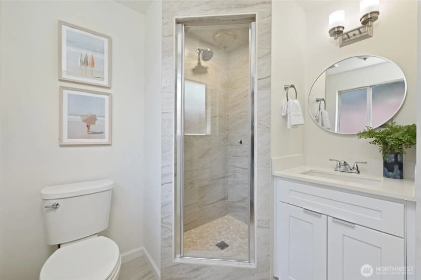 Property photo for 305 Nw 198th Street, Shoreline photo 25