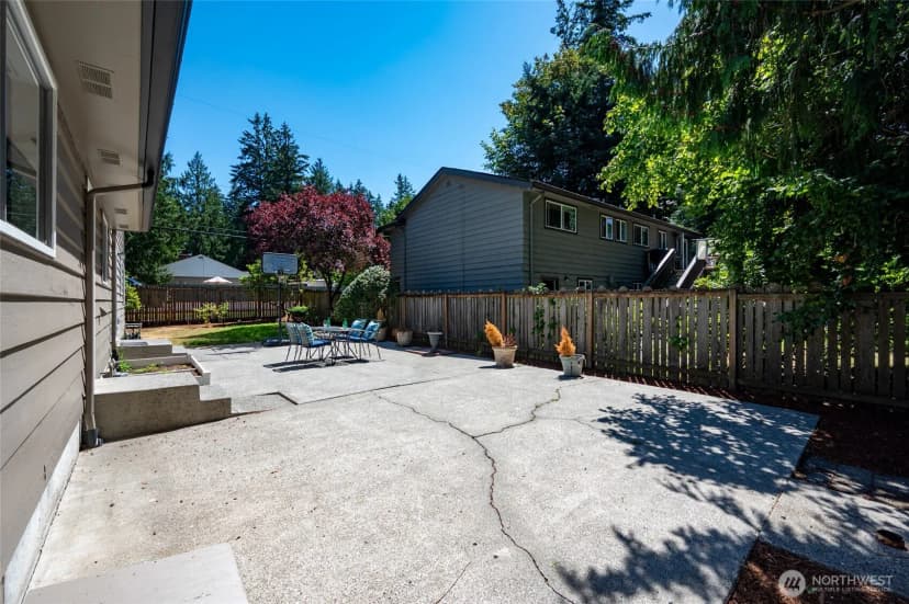 Property photo for 305 Nw 198th Street, Shoreline photo 37