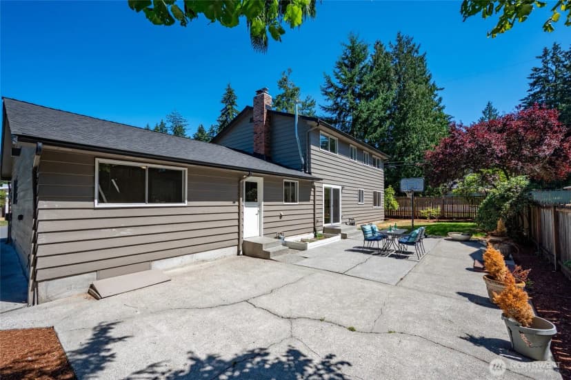 Property photo for 305 Nw 198th Street, Shoreline photo 35