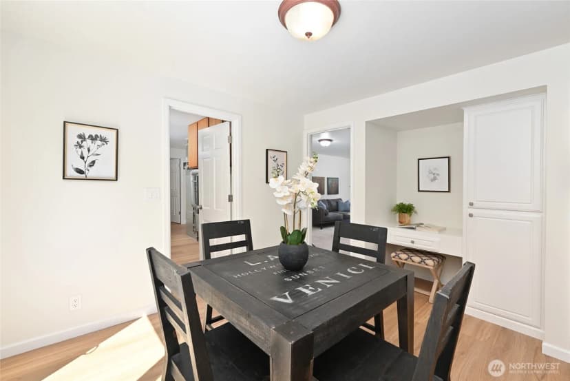Property photo for 305 Nw 198th Street, Shoreline photo 16