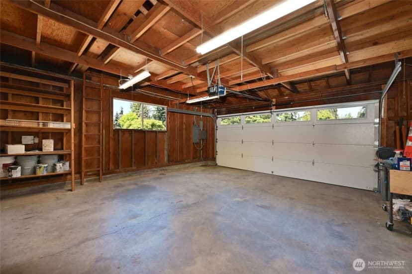 Property photo for 305 Nw 198th Street, Shoreline photo 33