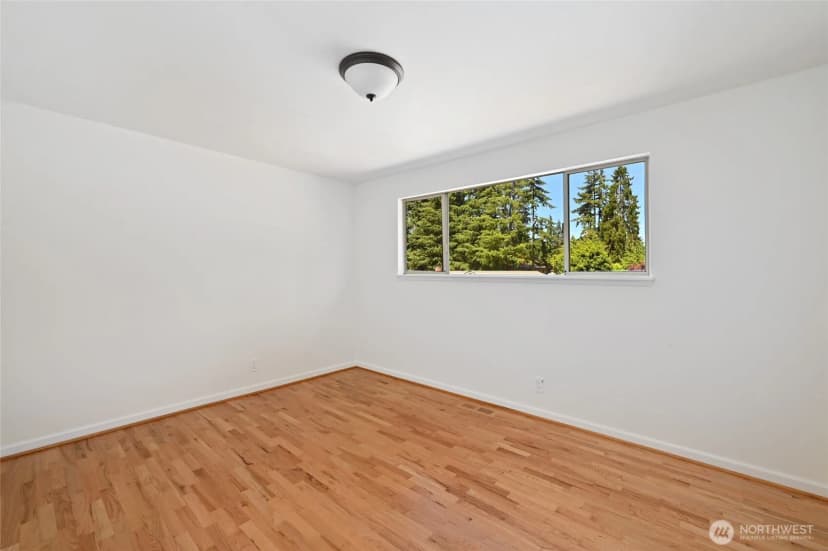 Property photo for 305 Nw 198th Street, Shoreline photo 27